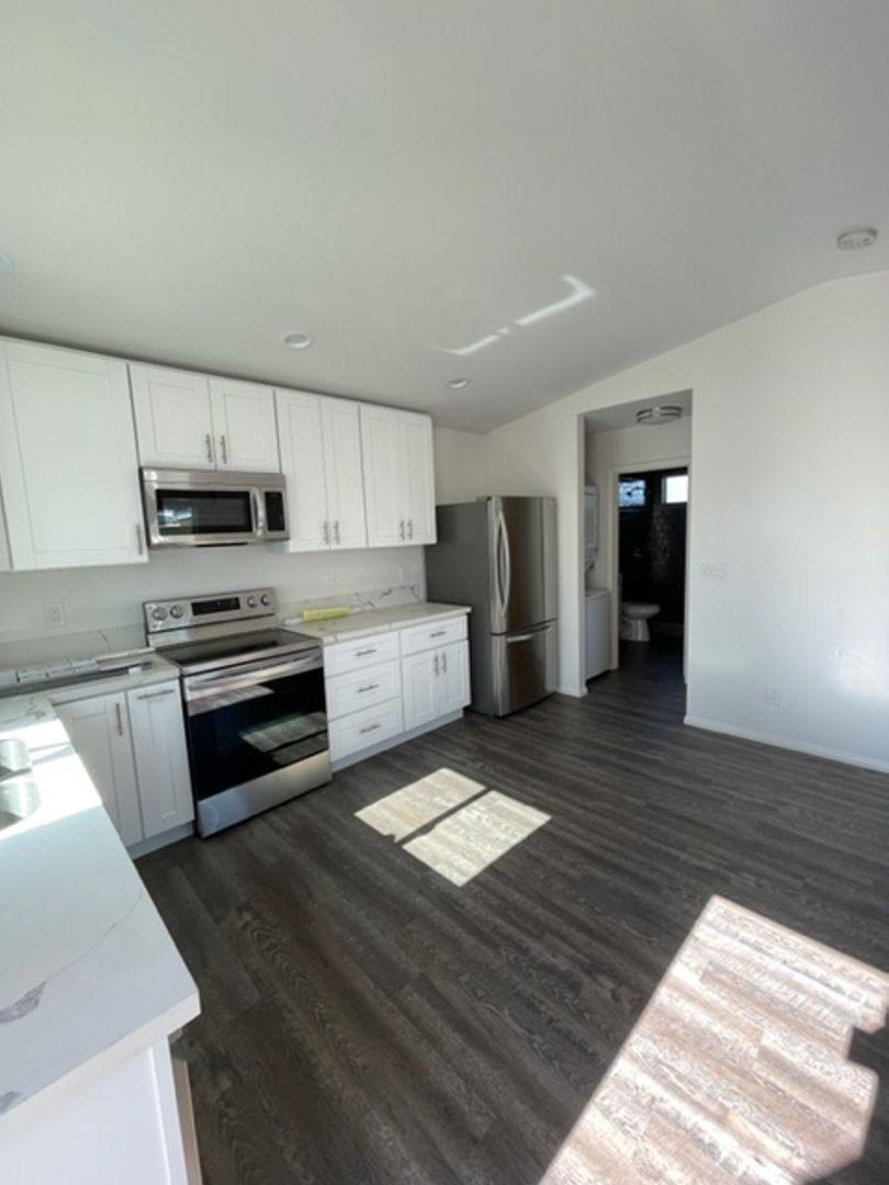 House for rent at 6377 Newsome Dr, San Diego, CA 92115