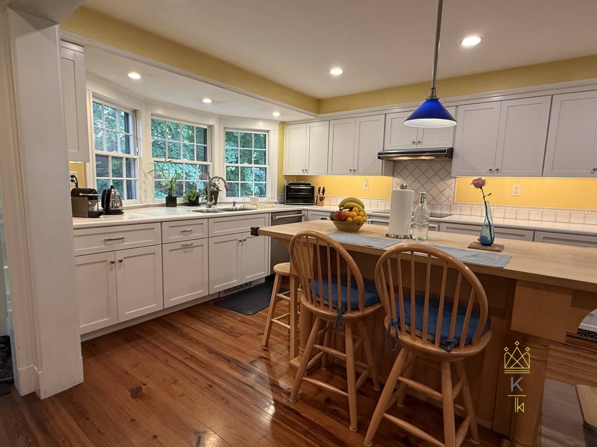 Apartment for rent at 24 Beverly Rd, Newton Highlands, MA 02461