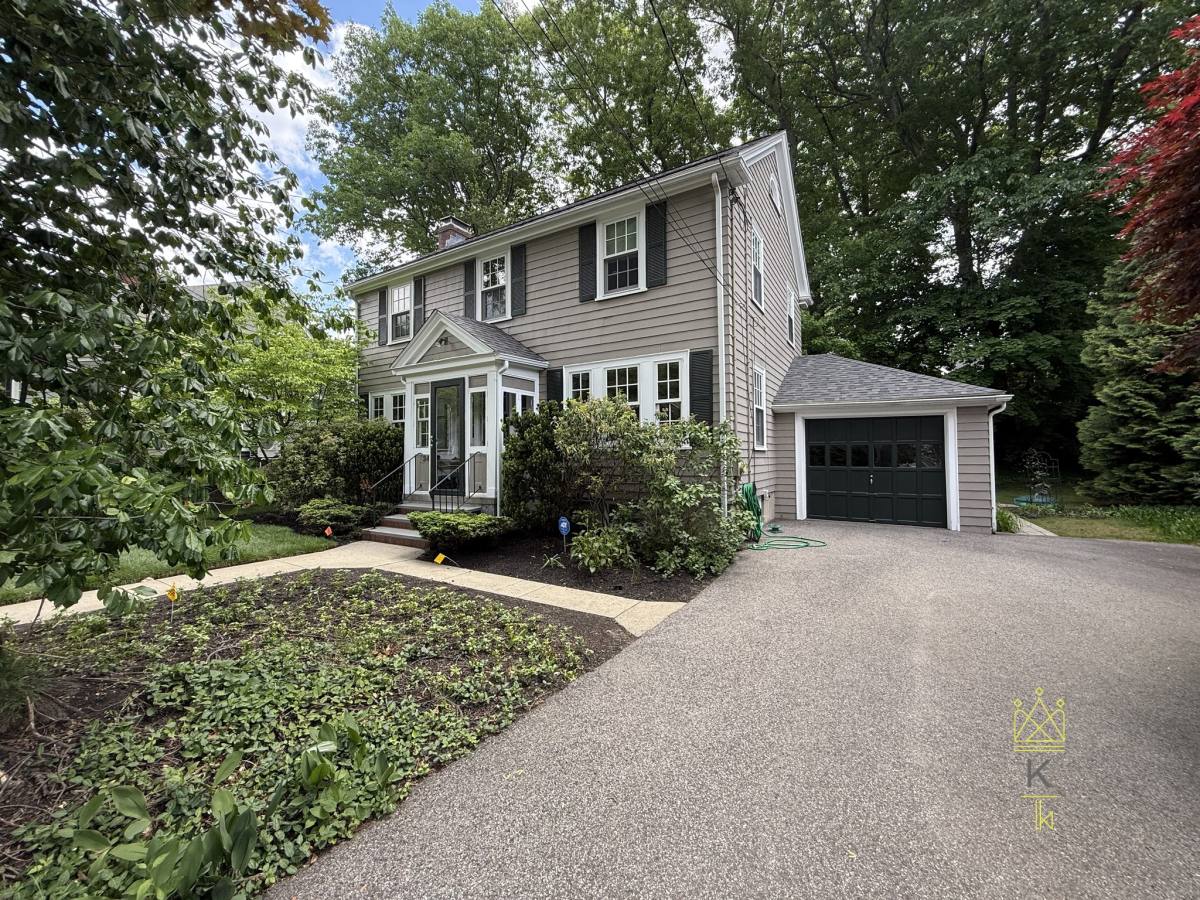 Apartment for rent at 24 Beverly Rd, Newton Highlands, MA 02461