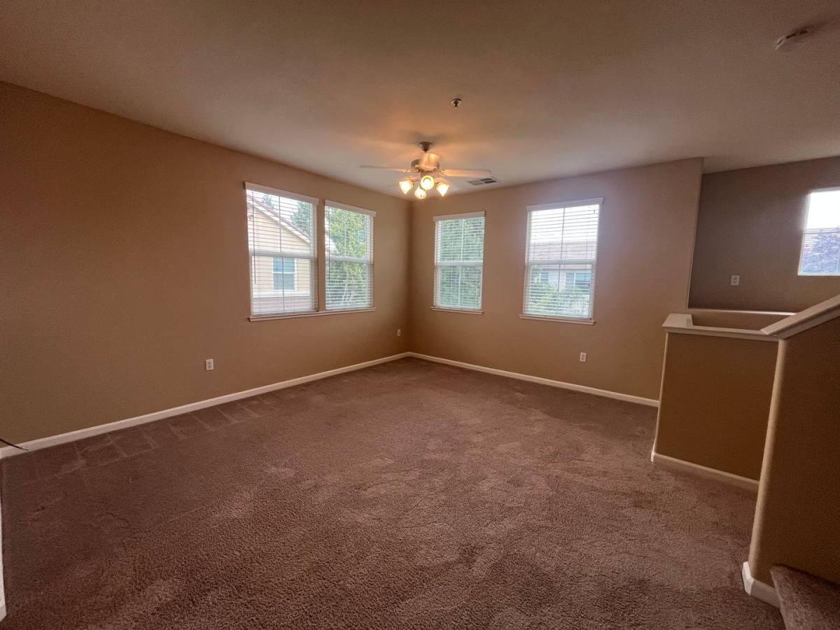 House for rent at 50 Regency Park Circle, Sacramento, CA 95835