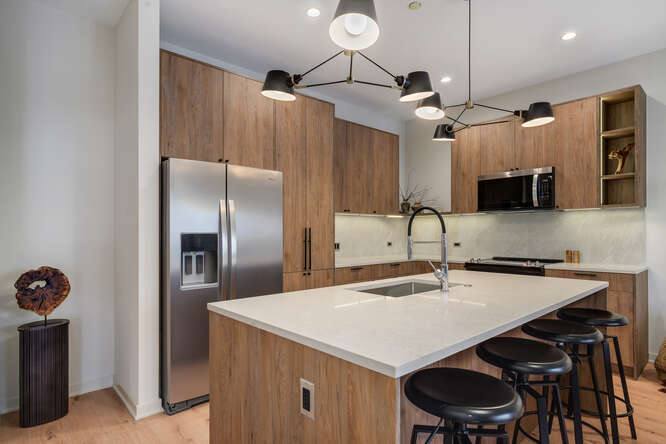 Apartment for rent at 1257 N Ashland Ave #504, Chicago, IL 60622