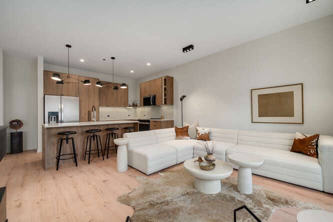 Apartment for rent at 1257 N Ashland Ave #504, Chicago, IL 60622