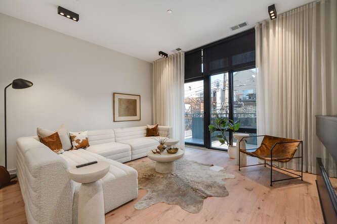 Apartment for rent at 1257 N Ashland Ave #504, Chicago, IL 60622