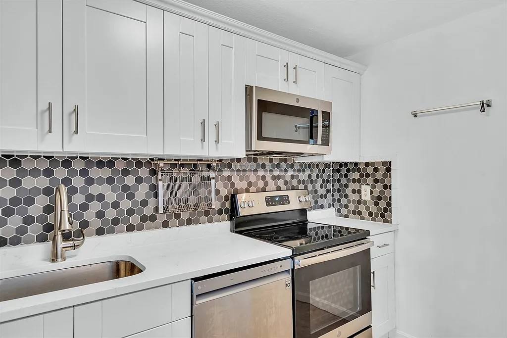 Apartment for rent at 125 Trapelo #12, Belmont, MA 02478