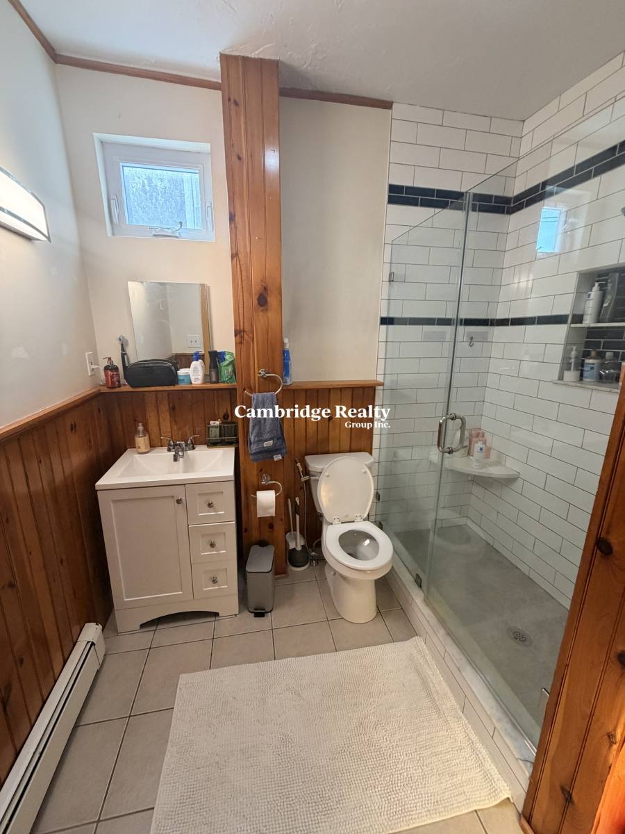 House for rent at 19 Berkeley St #1, Somerville, MA 02143