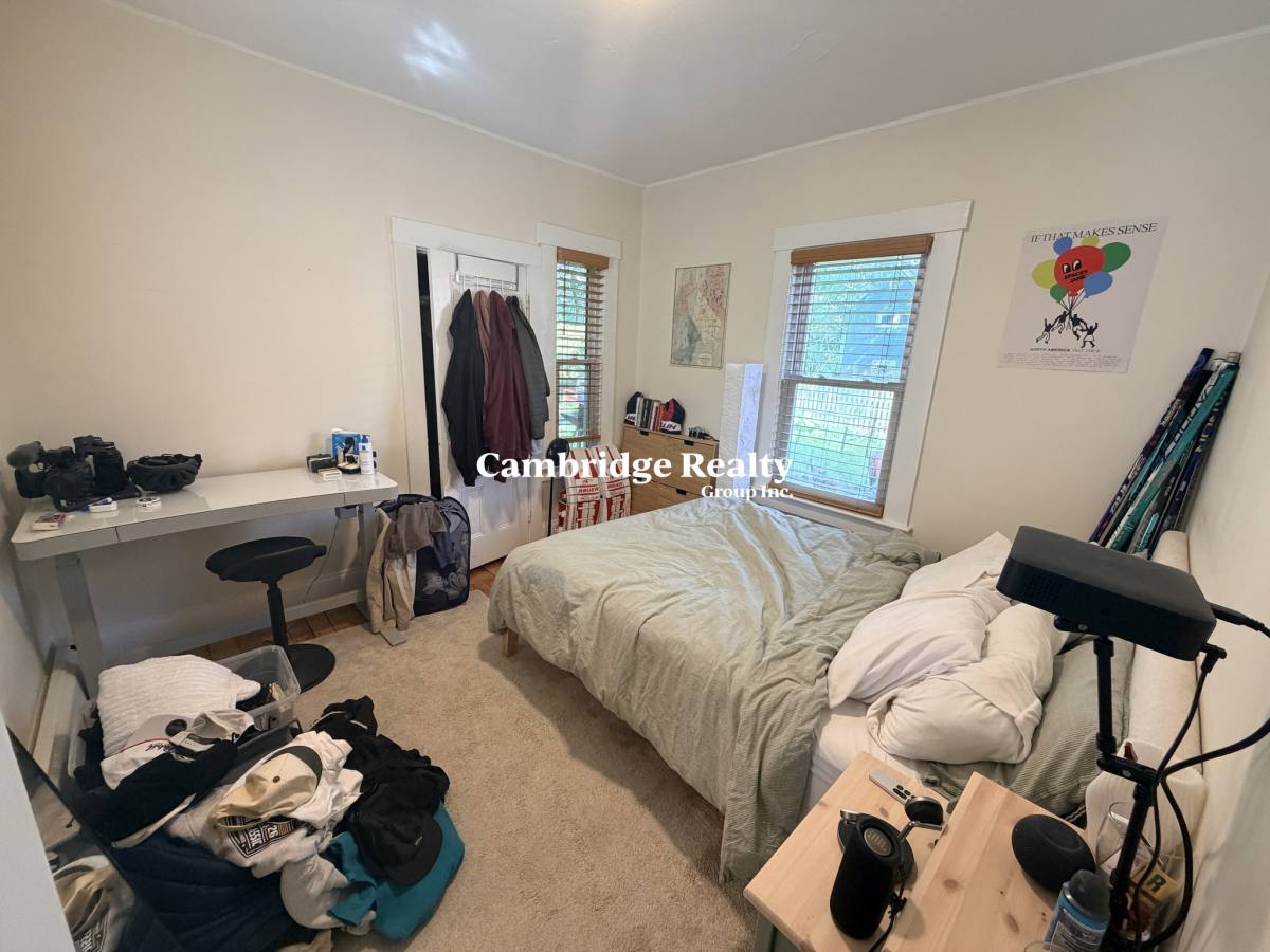House for rent at 19 Berkeley St #1, Somerville, MA 02143
