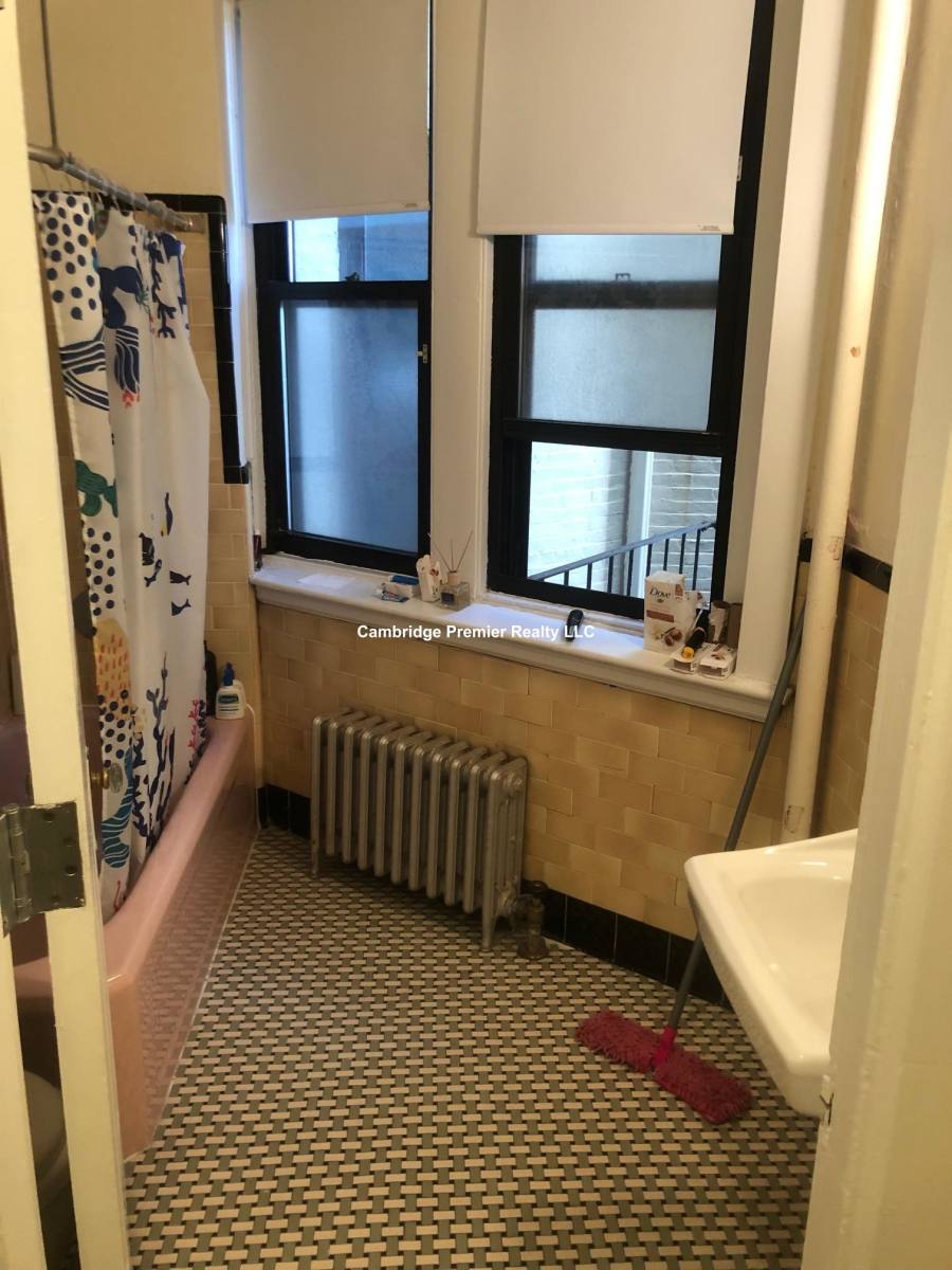 Apartment for rent at 504 Beacon St #32, Boston, MA 02115