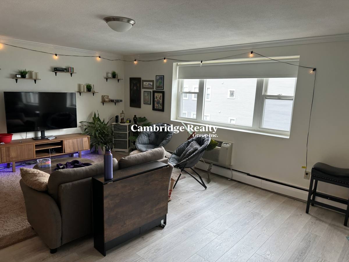 Apartment for rent at 16 Westford #6T, Allston, MA 02134