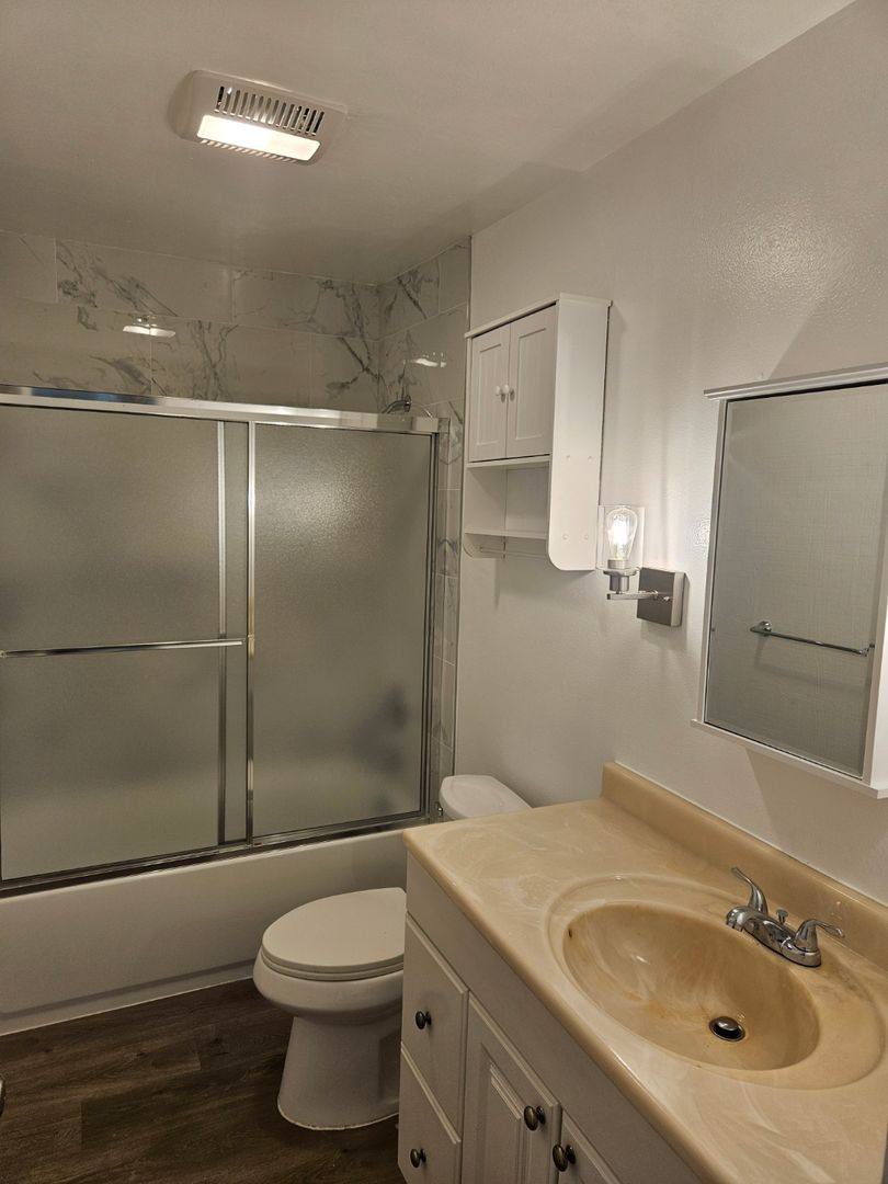 Apartment for rent at 984 Kiely Blvd, Santa Clara, CA 95051