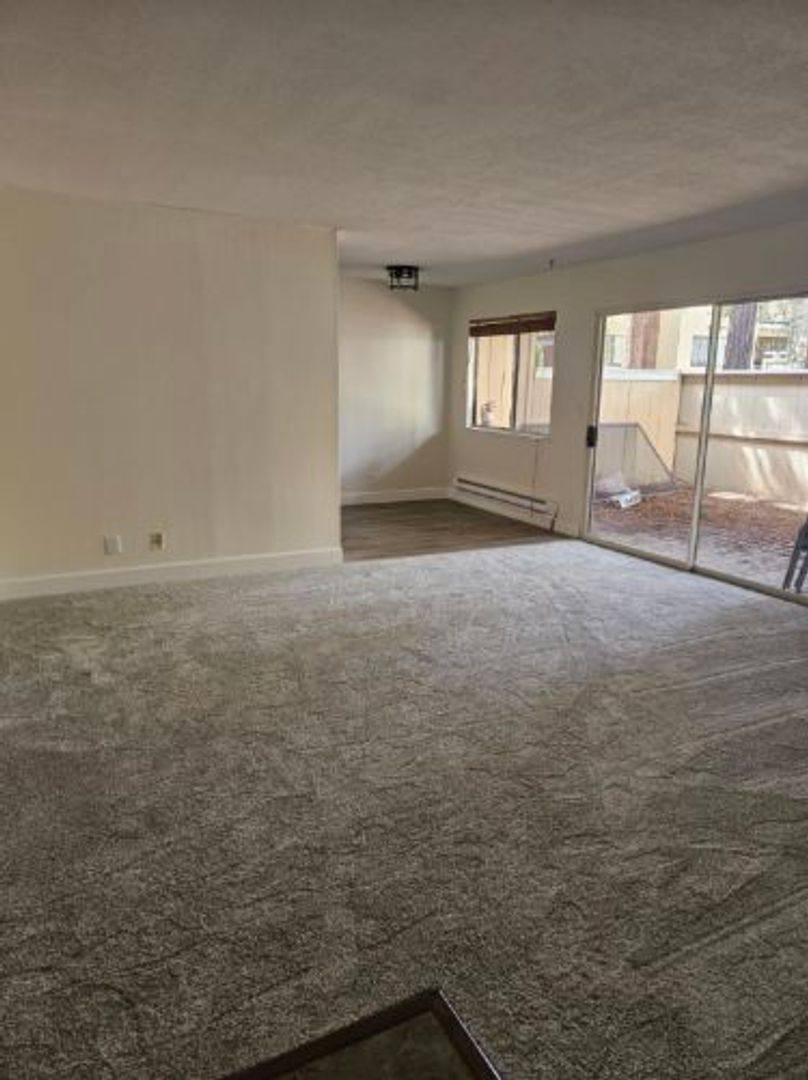 Apartment for rent at 984 Kiely Blvd, Santa Clara, CA 95051