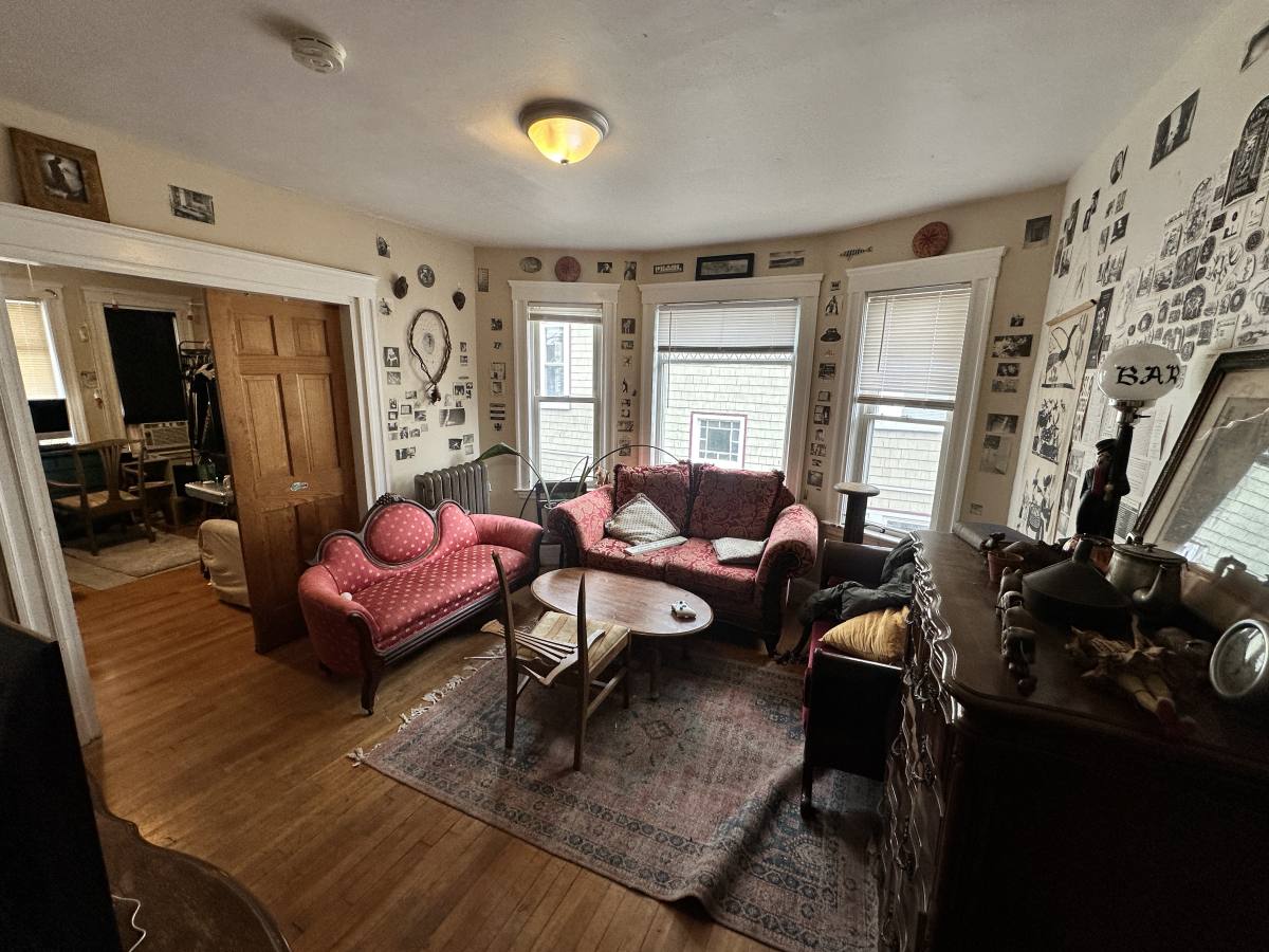 House for rent at 142 W Adams #2, Somerville, MA 02144