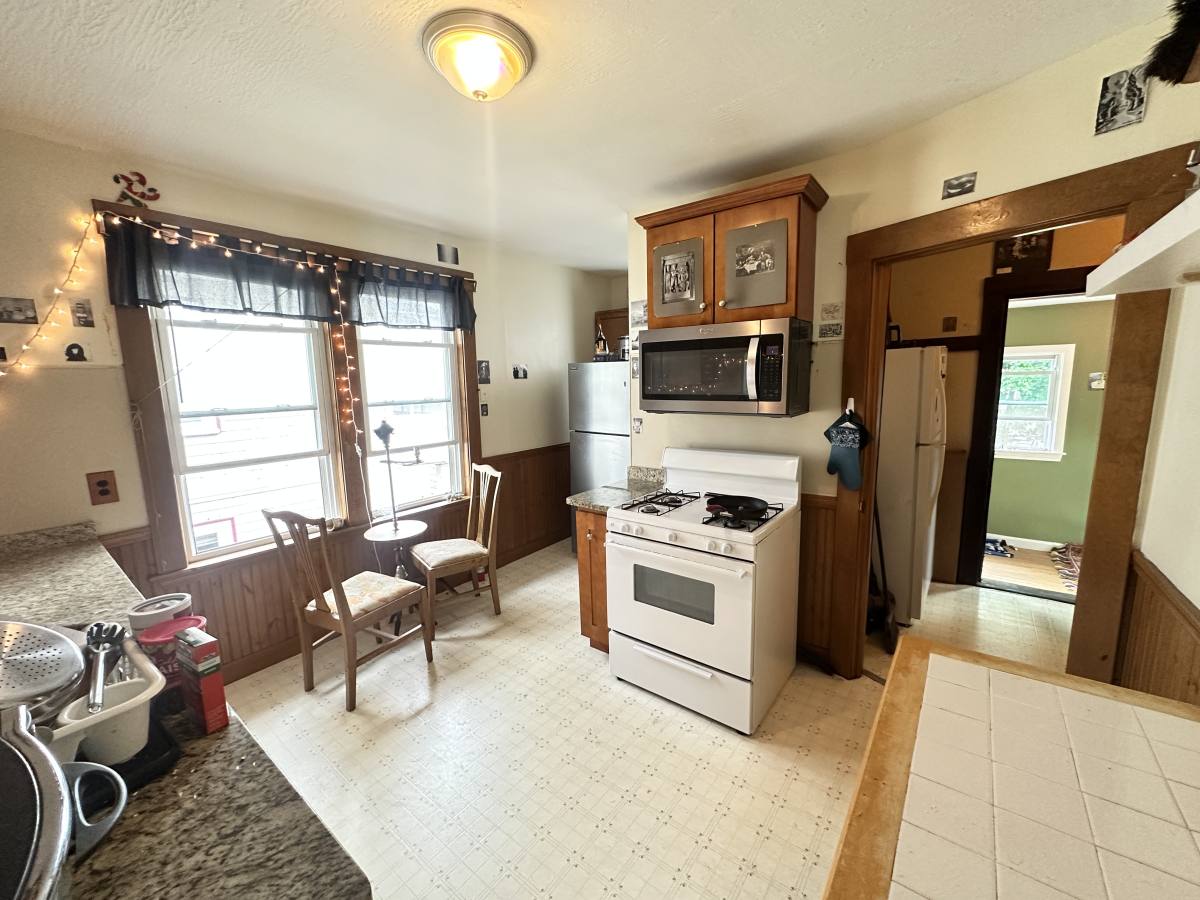 House for rent at 142 W Adams #2, Somerville, MA 02144