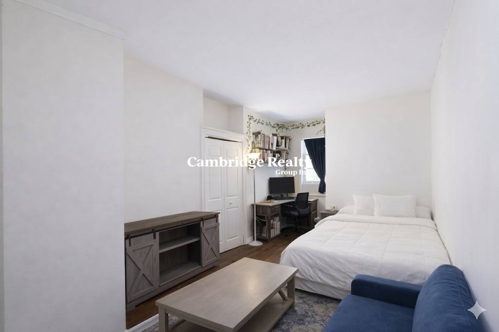 Apartment for rent at 9 Medford St #1T, Medford, MA 02155