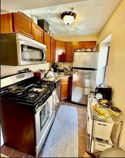 Apartment for rent at 10 Hull St #4, Boston, MA 02113