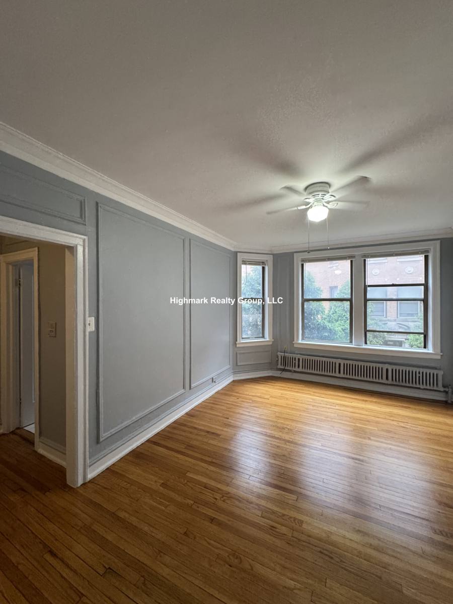 Apartment for rent at 1371 W Estes Ave #2D, Chicago, IL 60626
