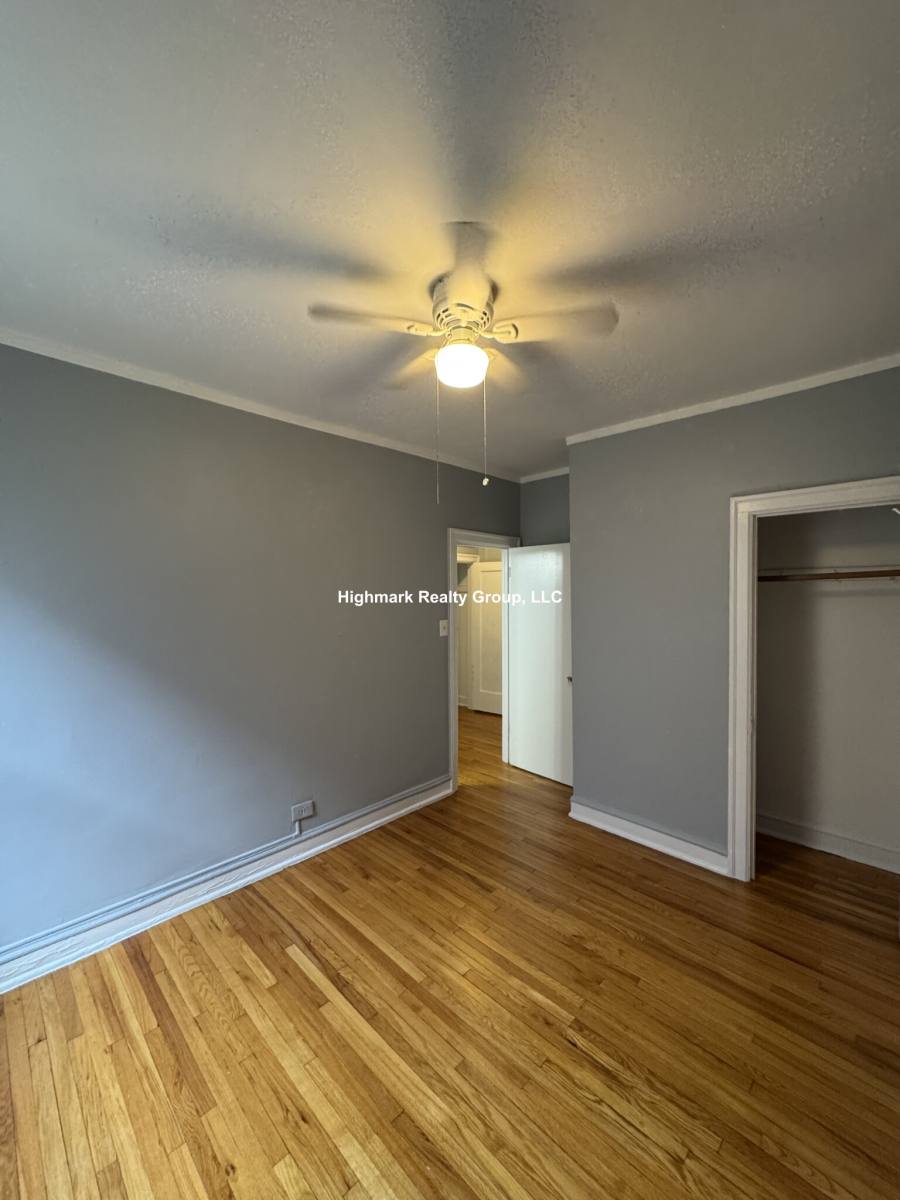 Apartment for rent at 1371 W Estes Ave #2D, Chicago, IL 60626