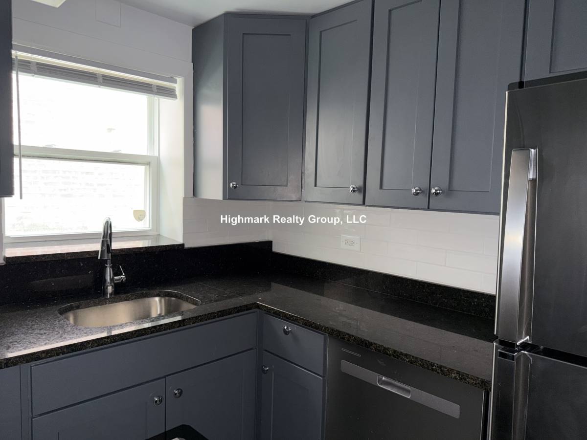 Apartment for rent at 2752 W N Shore Ave #GN2, Chicago, IL 60645