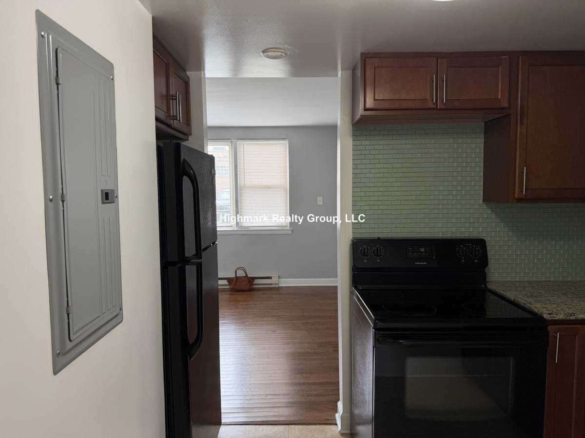 Apartment for rent at 7630 N Milwaukee Ave #1VB, Niles, IL 60714
