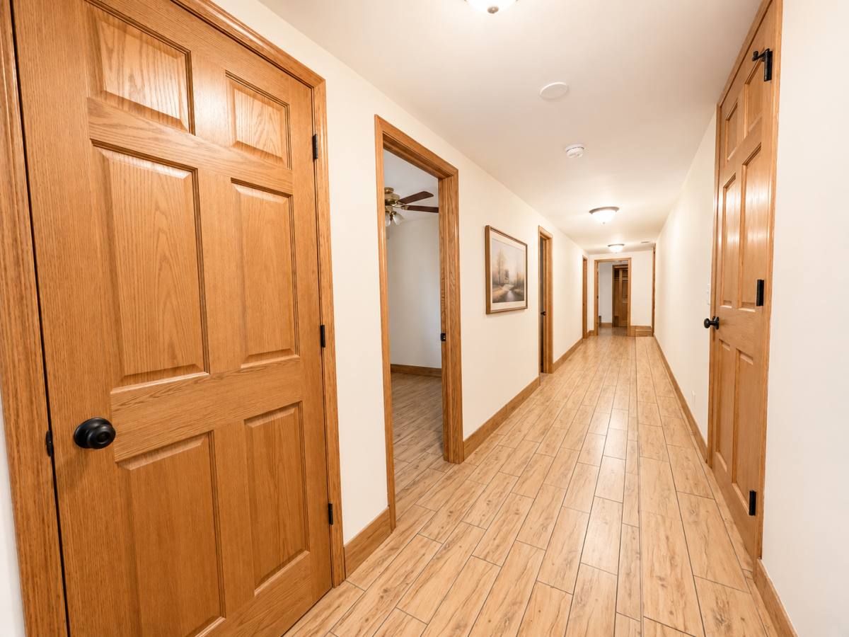 Apartment for rent at 1535 W Addison St #1, Chicago, IL 60613