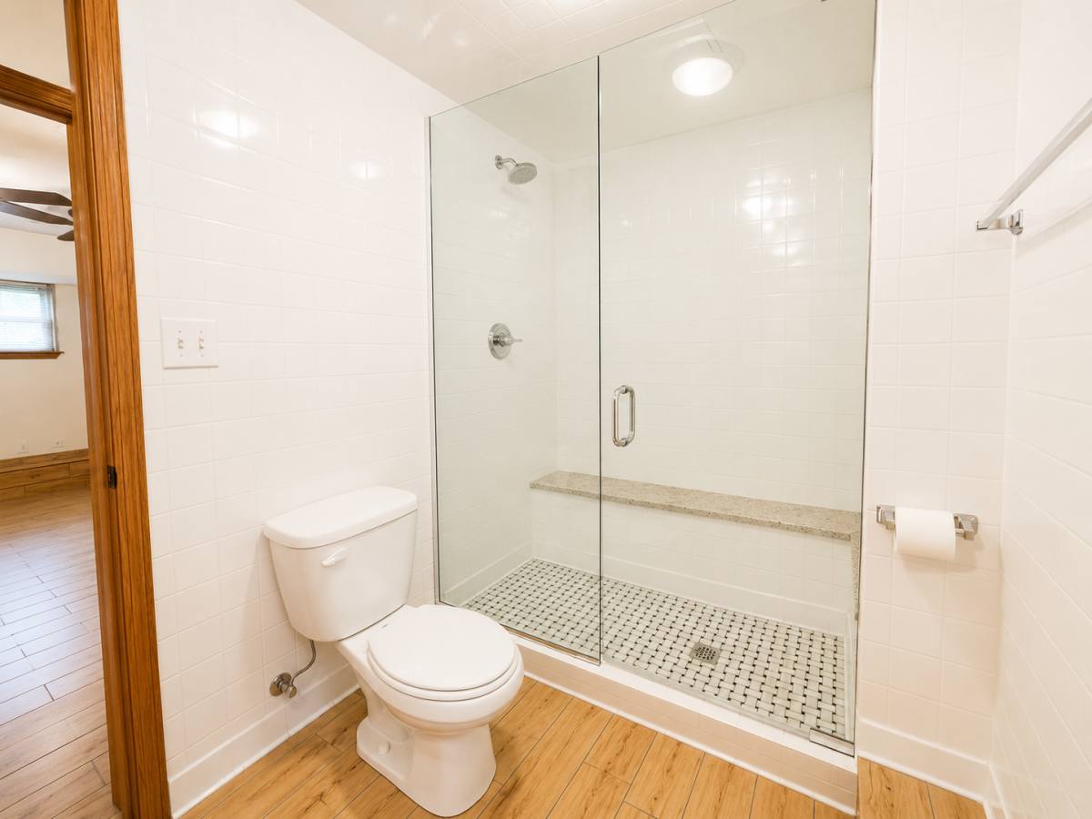 Apartment for rent at 1535 W Addison St #1, Chicago, IL 60613