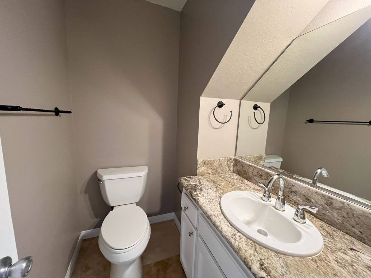 Townhouse for rent at 3662 Nile St, San Diego, CA 92104