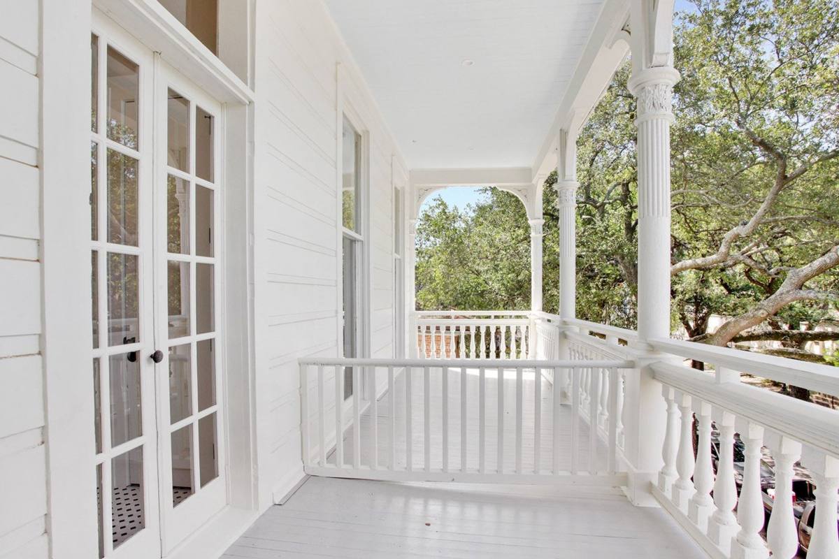 Apartment for rent at 1635 6th St, New Orleans, LA 70115