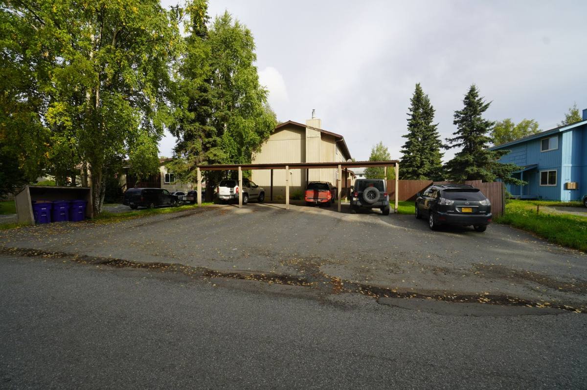 Apartment for rent at 813 W 75th Ave, Anchorage, AK 99518