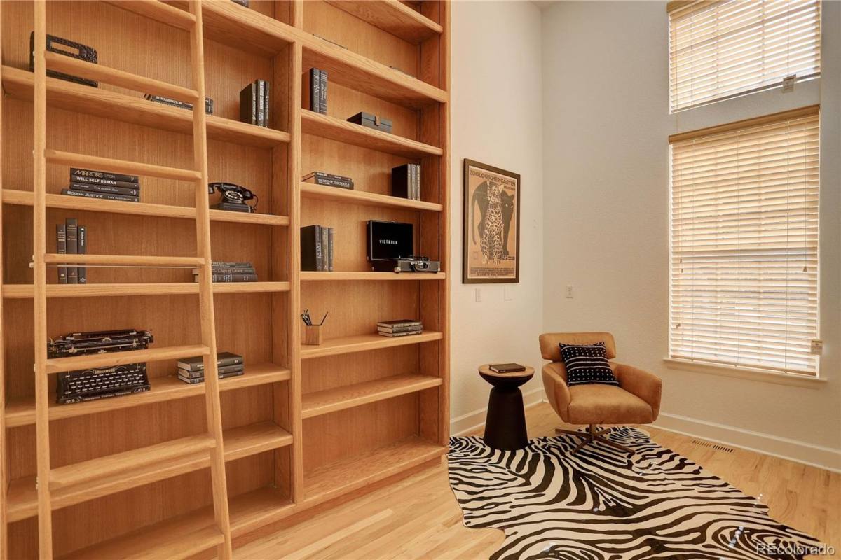 Townhouse for rent at 3784 S Dayton St, Aurora, CO 80014