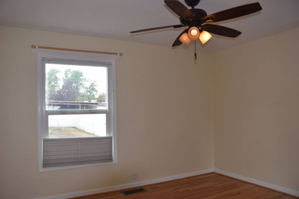 House for rent at 864 Bryan Ave S, Salt Lake City, UT 84105