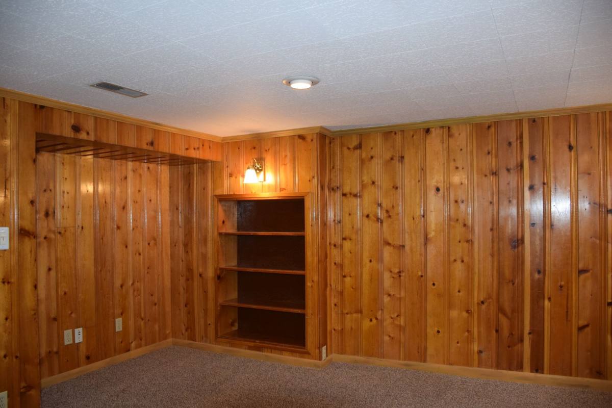 House for rent at 864 Bryan Ave S, Salt Lake City, UT 84105