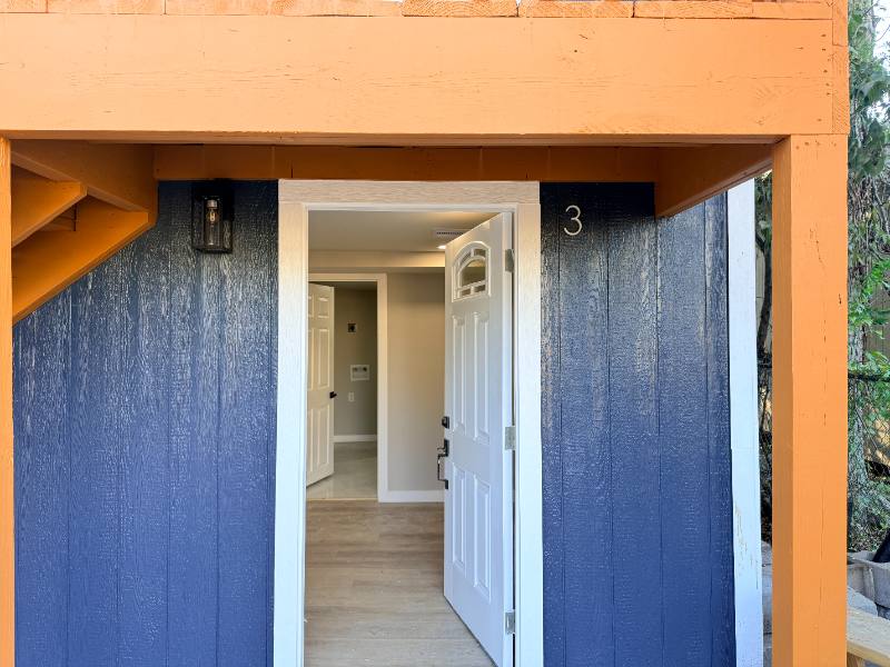 Apartment for rent at 2209 Gano St, Houston, TX 77009