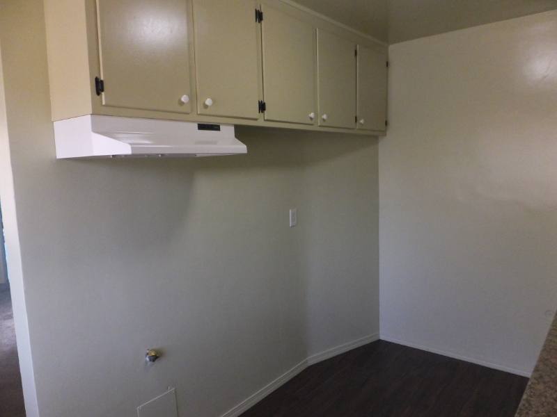 Apartment for rent at 5230 Long Beach Blvd, Long Beach, CA 90805