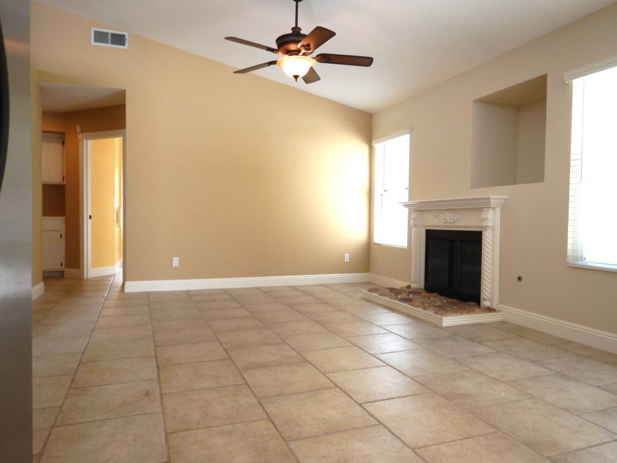 House for rent at 22254 Pamplico Dr, Santa Clarita, CA 91350