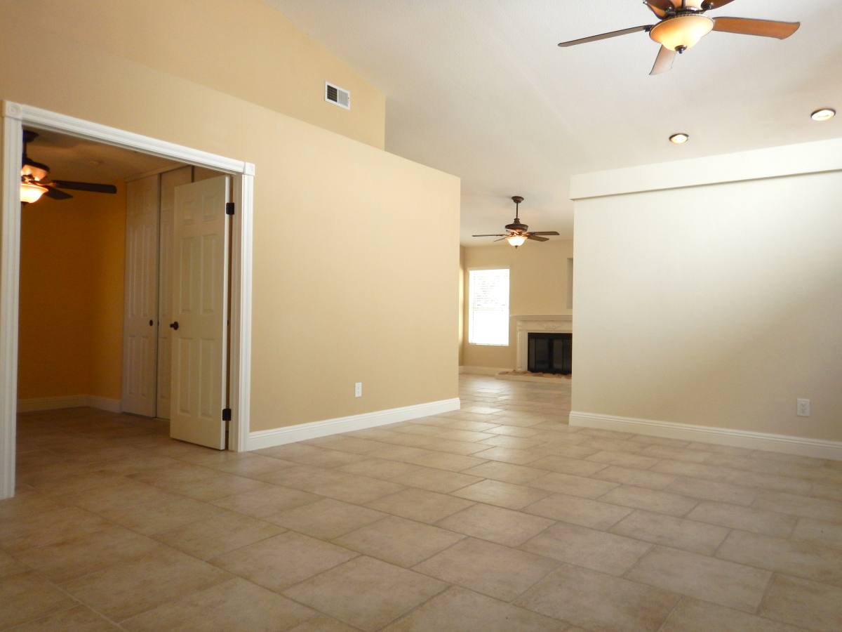 House for rent at 22254 Pamplico Dr, Santa Clarita, CA 91350
