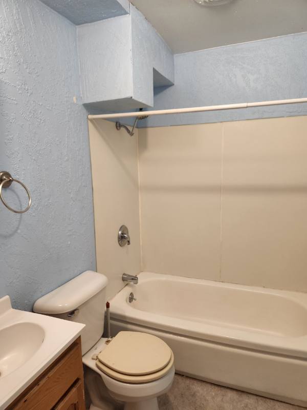 Apartment for rent at 208 11th St, Havre, MT 59501