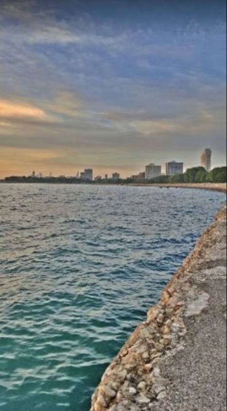 Apartment for rent at 5746 N Sheridan Rd, Chicago, IL 60660
