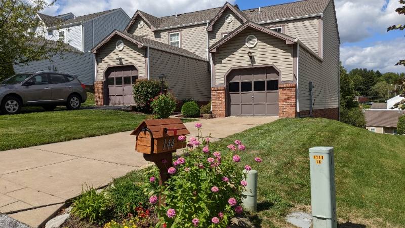 Townhouse for rent at 144 Villa Dr, Pittsburgh, PA 15214