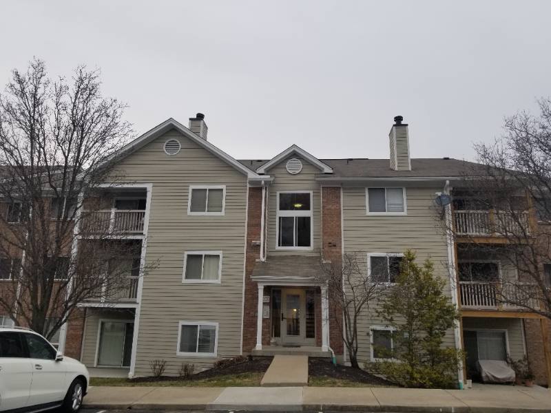 Condo for rent at 400 Lakeview Dr #5, Newport, KY 41071
