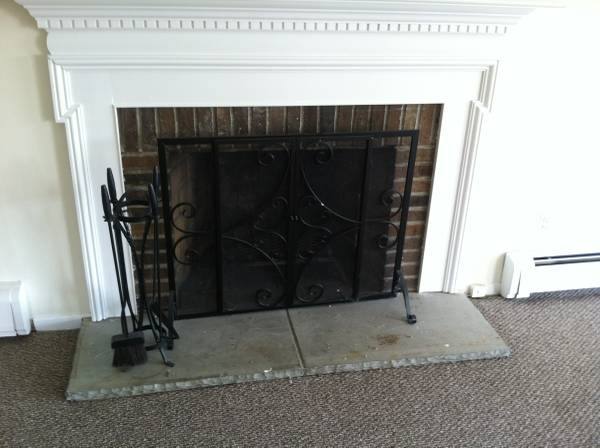 Apartment for rent at 1276 River Rd #3, Edgewater, NJ 07020