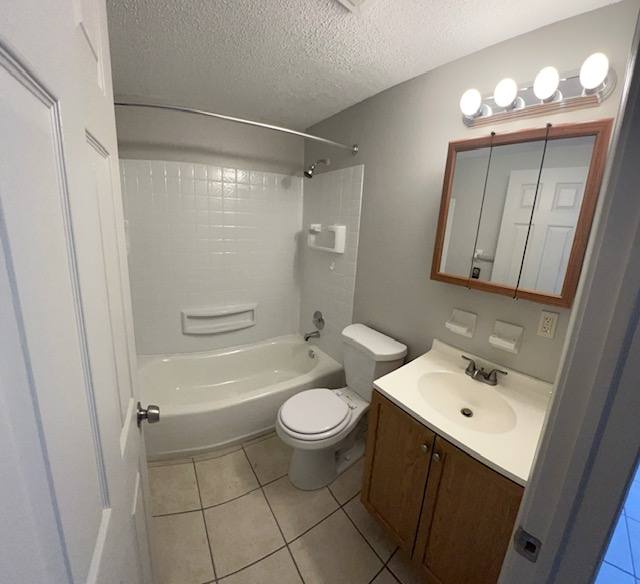 Apartment for rent at 5456 Eastgate Dr, Fairfield, OH 45014