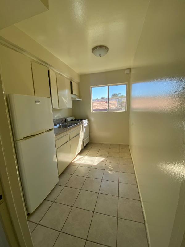 Apartment for rent at 2432 Pacific Coast Highway, Lomita, CA 90717