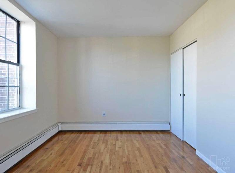 Apartment for rent at 10 Osborne Terrace, Newark, NJ 07108