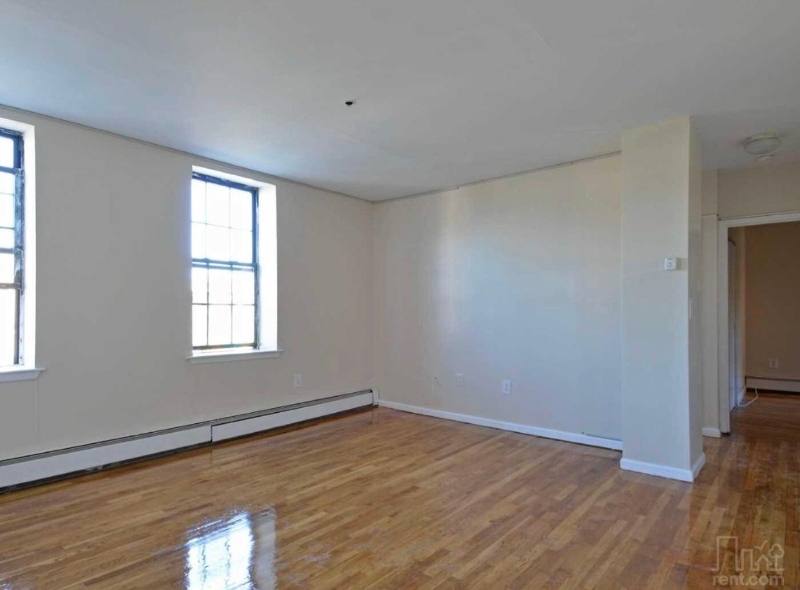Apartment for rent at 10 Osborne Terrace, Newark, NJ 07108