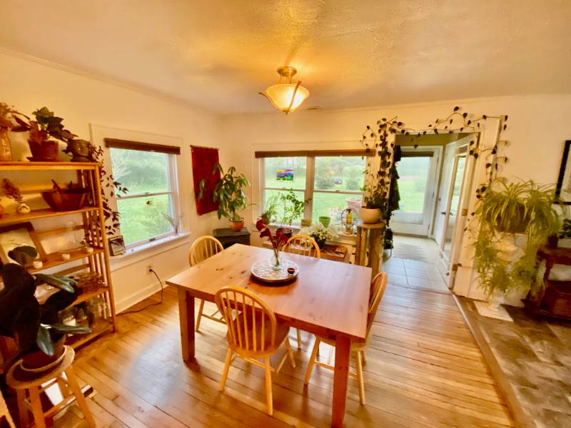 House for rent at 12 A Spruce St, Barnardsville, NC 28709