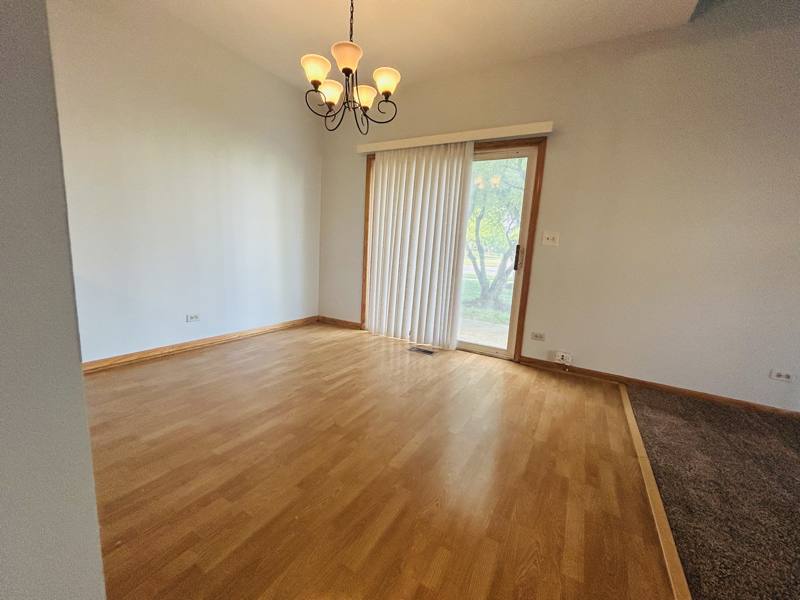 Townhouse for rent at 130 Cammeron Court, Aurora, IL 60504