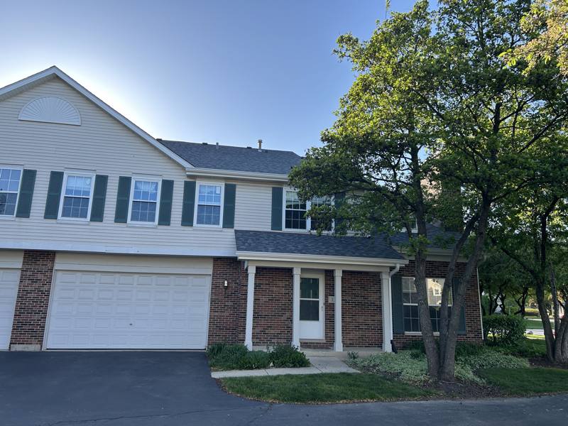 Townhouse for rent at 130 Cammeron Court, Aurora, IL 60504