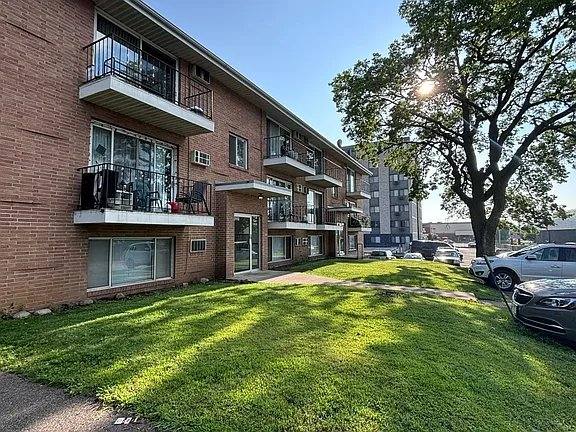 Apartment for rent at 1321 Division St #303, Hopkins, MN 55343