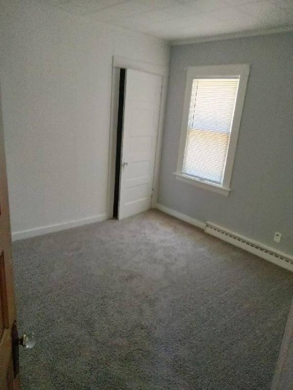 House for rent at 1545 Division St, Saginaw, MI 48602