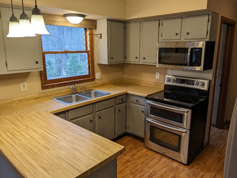 House for rent at 9815 Wintergreen Dr, Minocqua, WI 54548