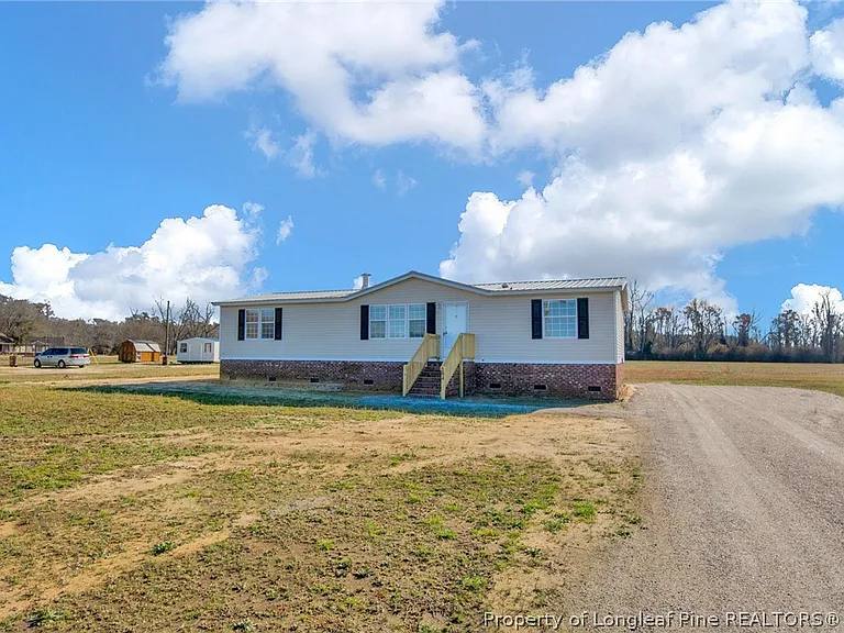 House for rent at 184 Three Bridges Rd, Pembroke, NC 28372